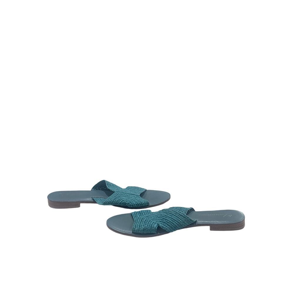 Anthropologie women’s sandals size 8
